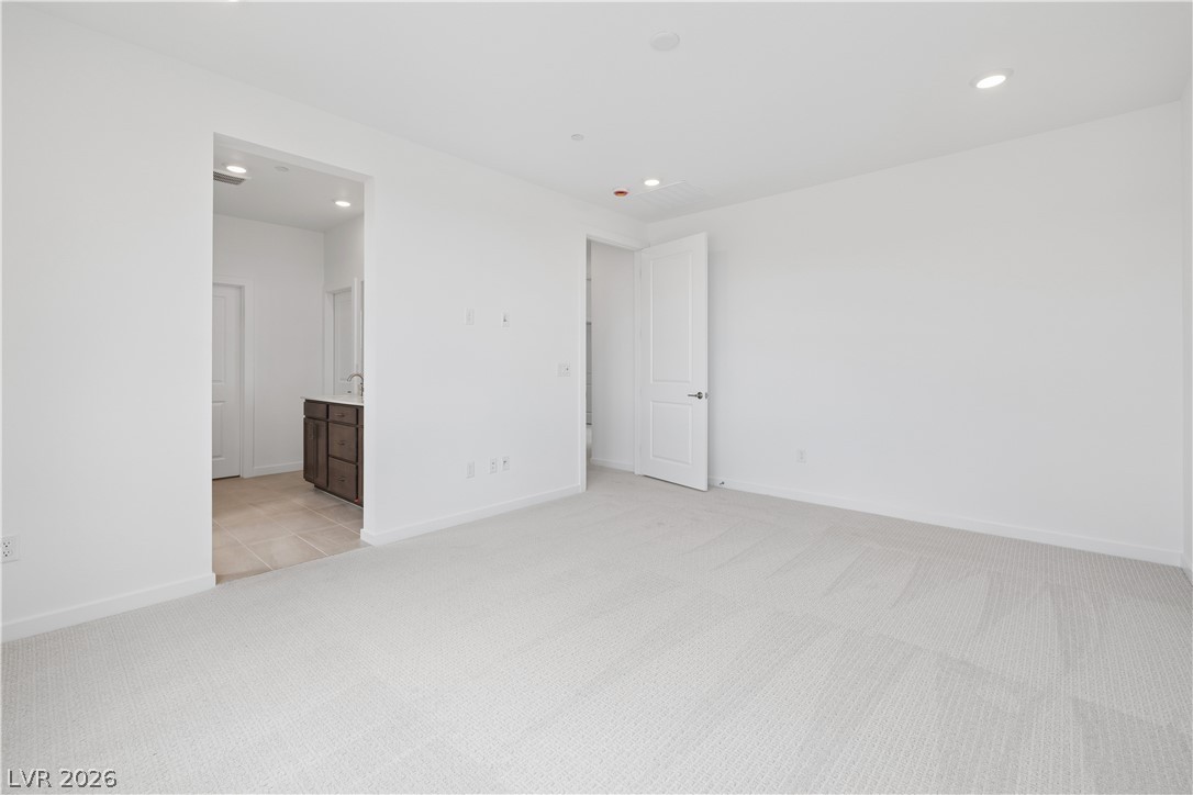 10457 Mountain Aster Avenue Las Vegas NV 89166