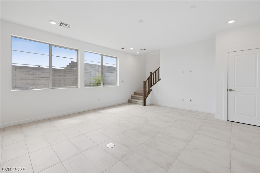 10457 Mountain Aster Avenue Las Vegas NV 89166