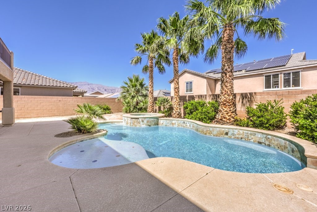 8132 Pink Desert Street North Las Vegas NV 89085