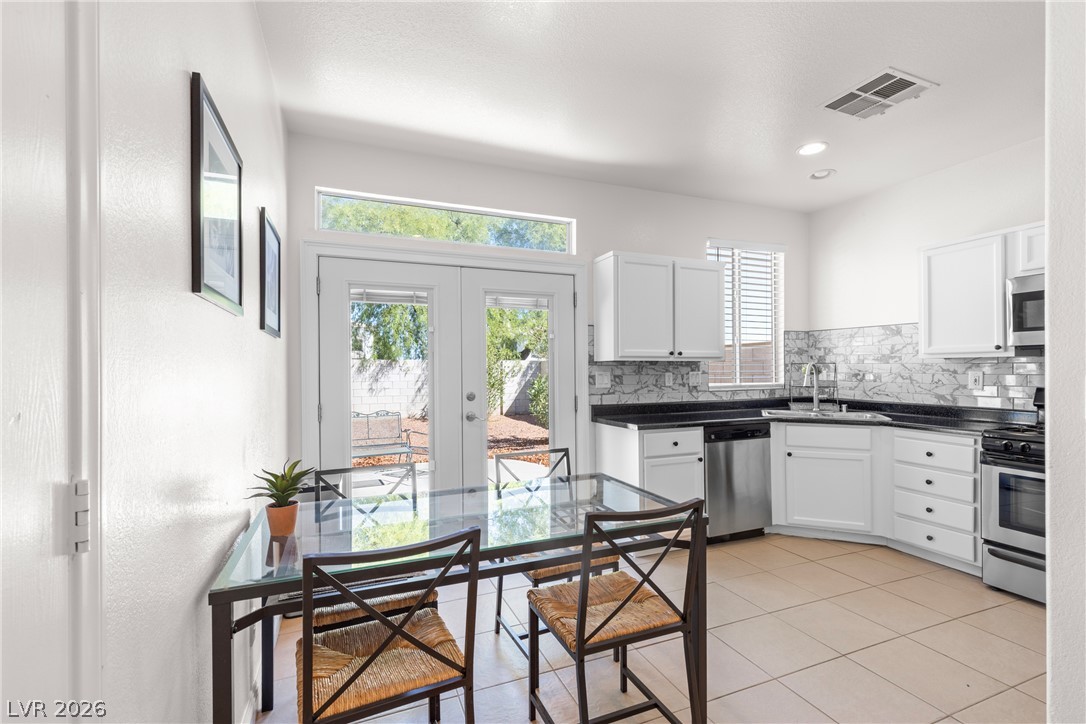 1076 Sweeping Vine Avenue Las Vegas NV 89183