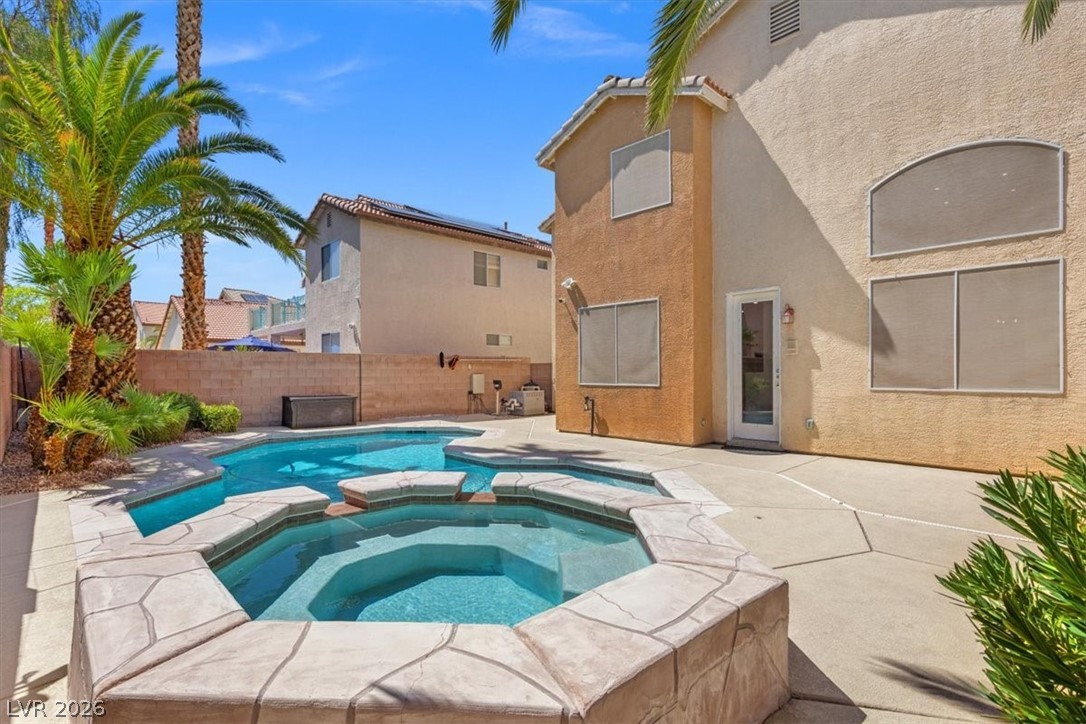 4905 Pounding Surf Avenue Las Vegas NV 89131