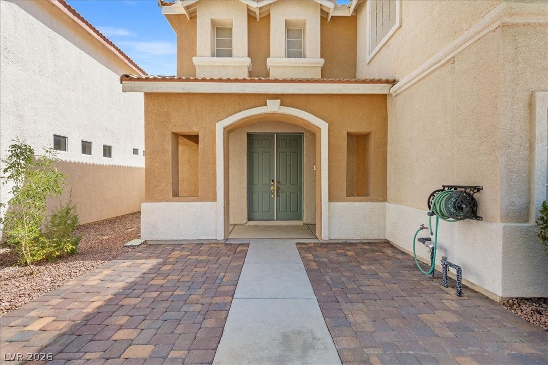 4905 Pounding Surf Avenue Las Vegas NV 89131