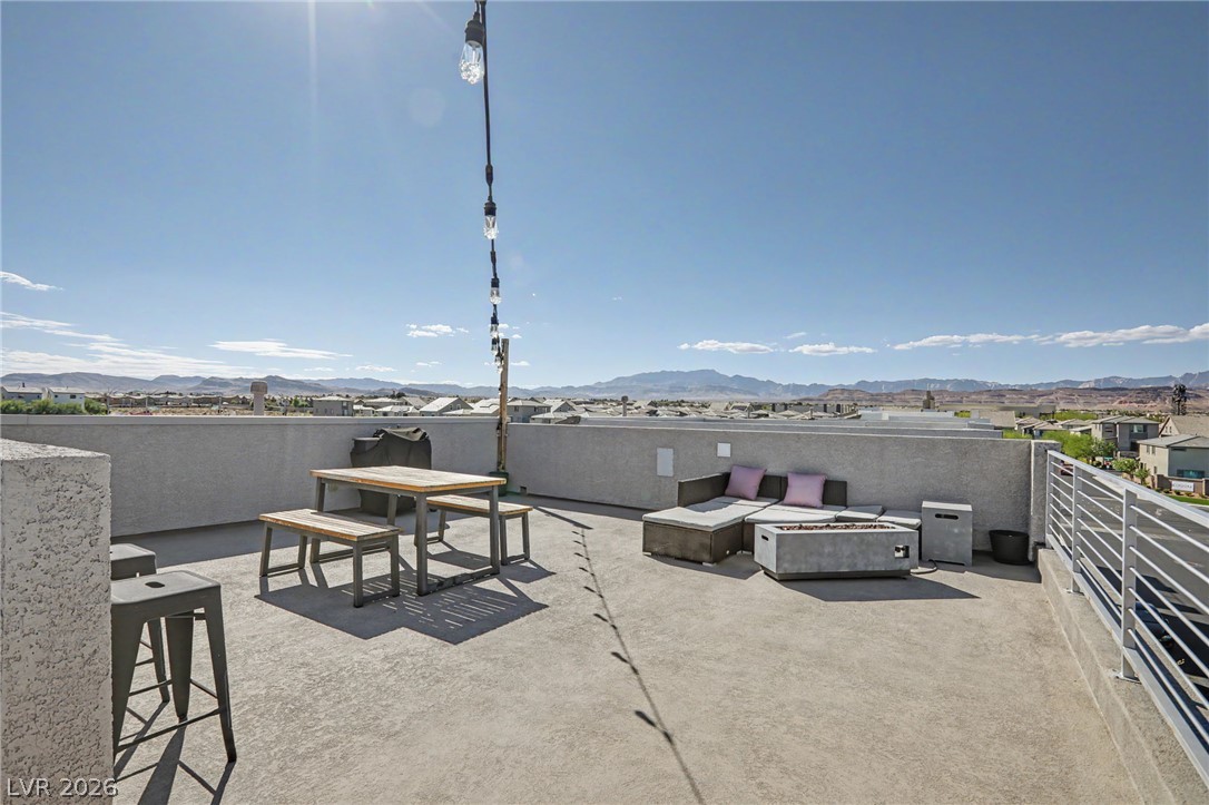 7761 Misty Oaks Avenue Las Vegas NV 89113