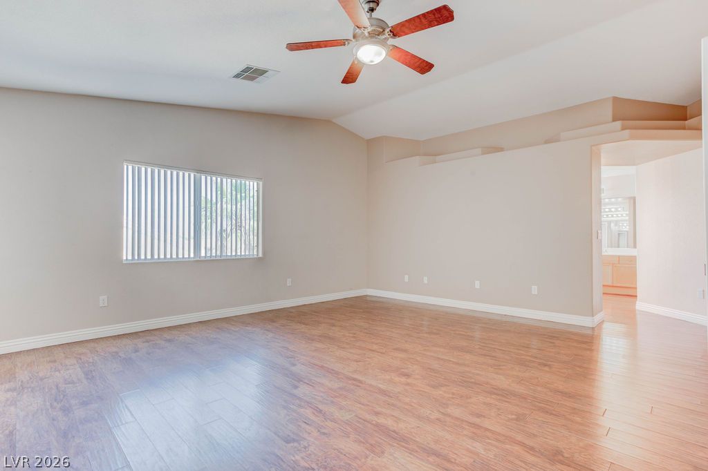 9304 Perennial Avenue Las Vegas NV 89148