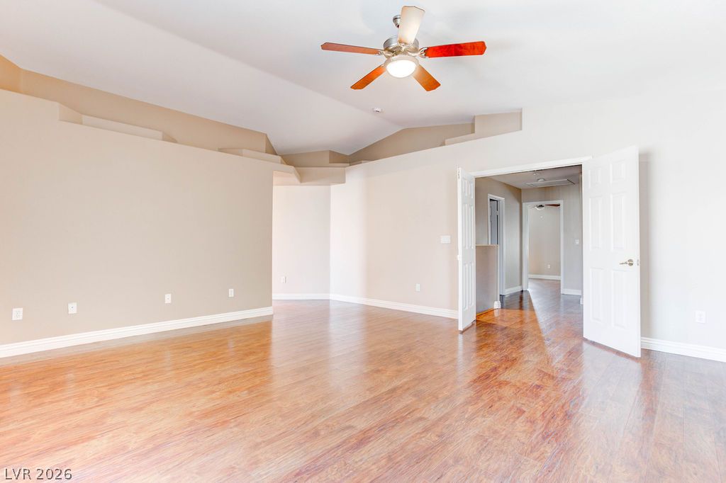 9304 Perennial Avenue Las Vegas NV 89148