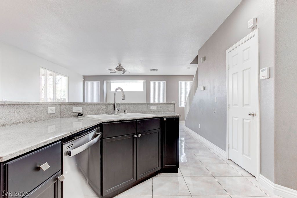 9304 Perennial Avenue Las Vegas NV 89148