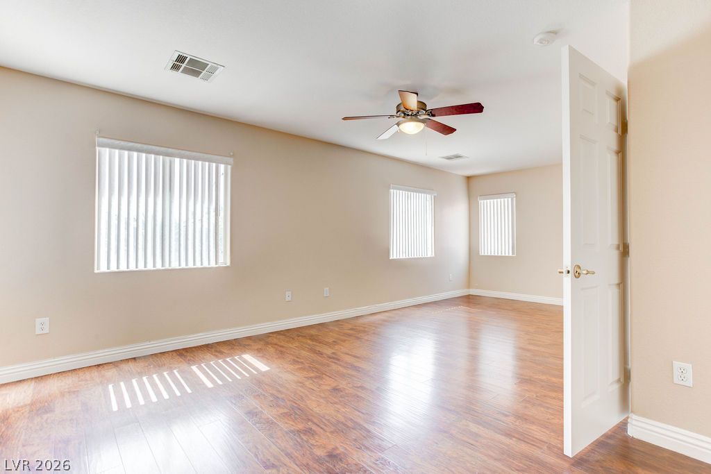 9304 Perennial Avenue Las Vegas NV 89148