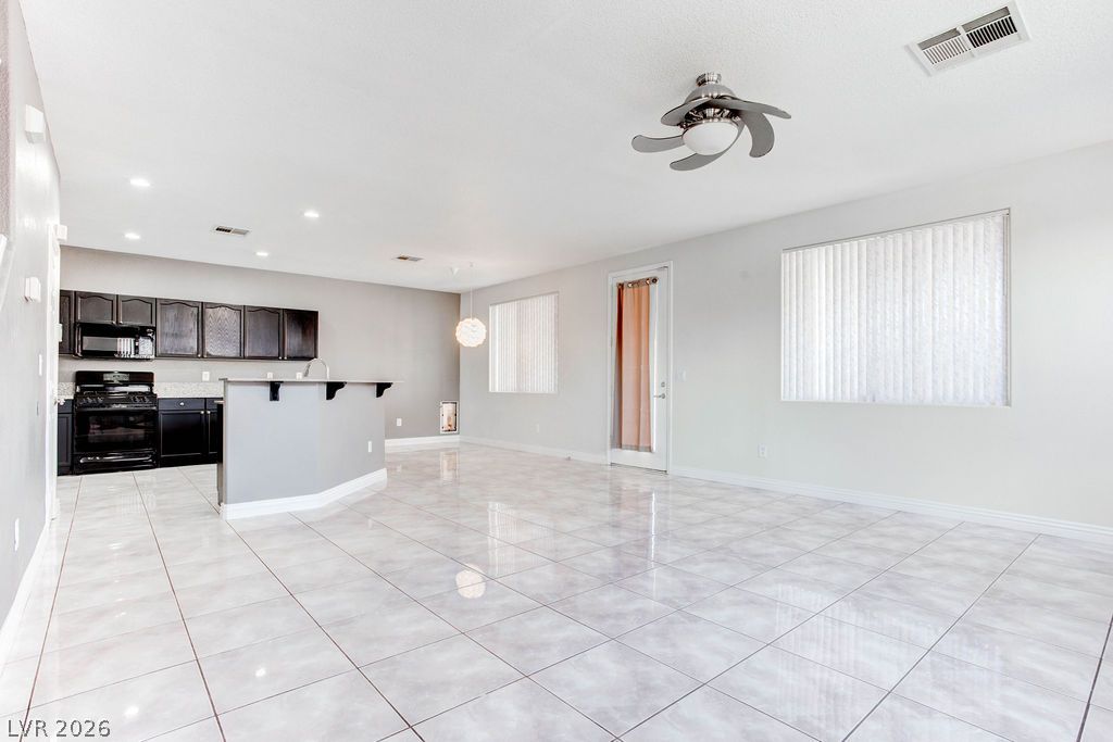 9304 Perennial Avenue Las Vegas NV 89148