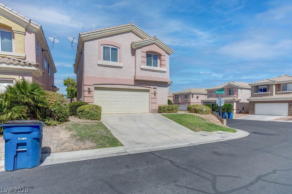 9304 Perennial Avenue Las Vegas NV 89148