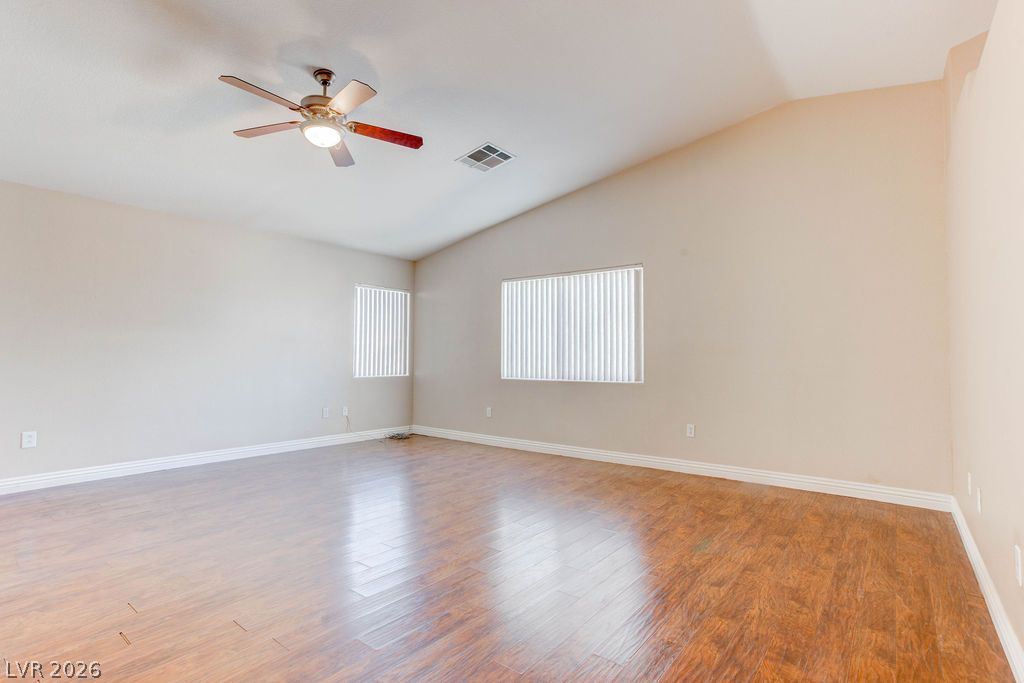 9304 Perennial Avenue Las Vegas NV 89148