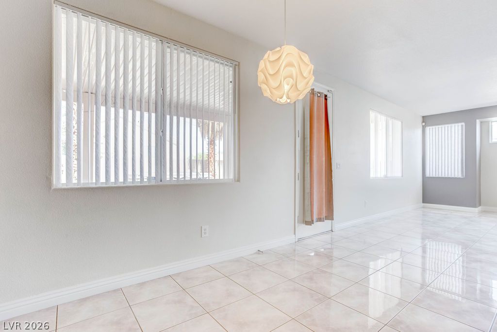 9304 Perennial Avenue Las Vegas NV 89148