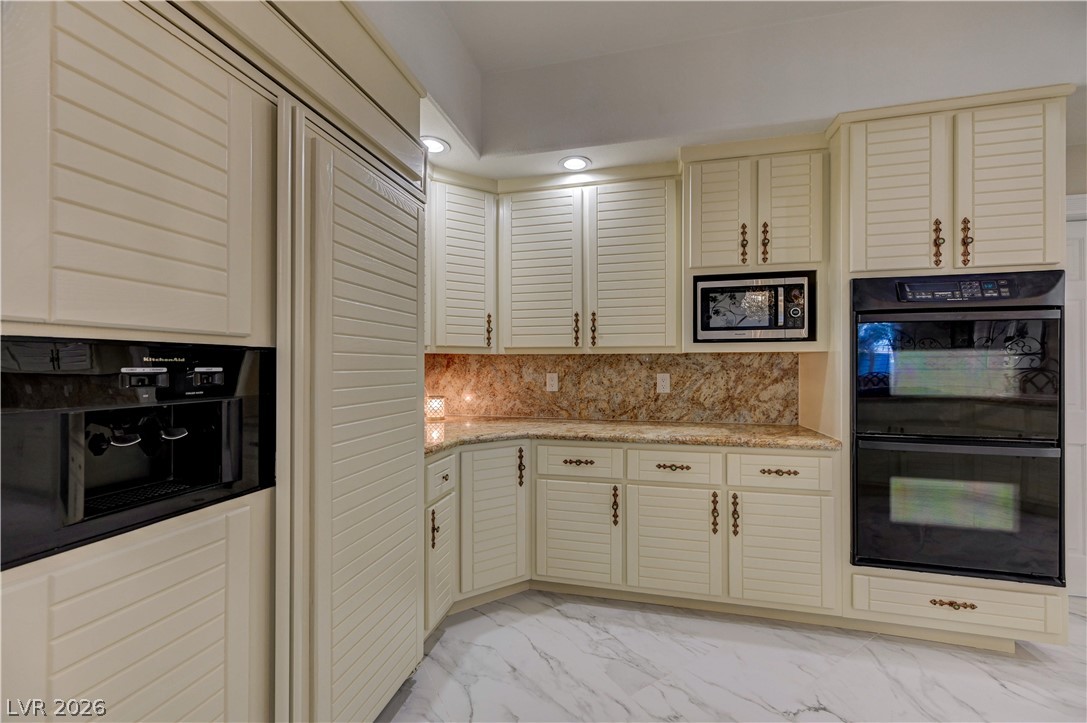 6080 Crystal Brook Court Las Vegas NV 89149
