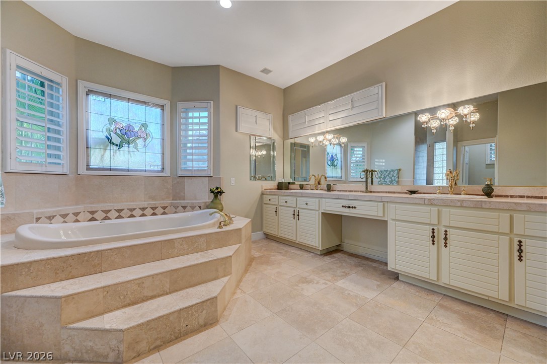 6080 Crystal Brook Court Las Vegas NV 89149