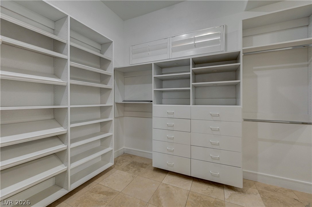6080 Crystal Brook Court Las Vegas NV 89149