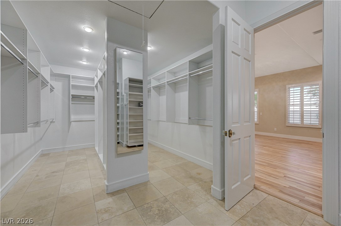 6080 Crystal Brook Court Las Vegas NV 89149
