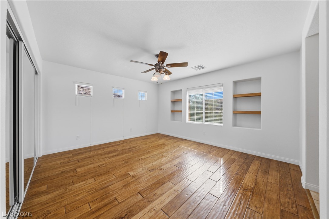 8068 Whiteriver Plateau Lane Las Vegas NV 89178