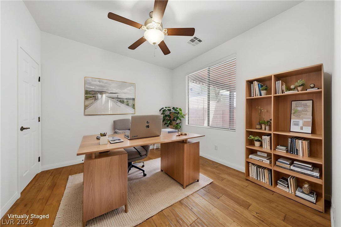 8068 Whiteriver Plateau Lane Las Vegas NV 89178