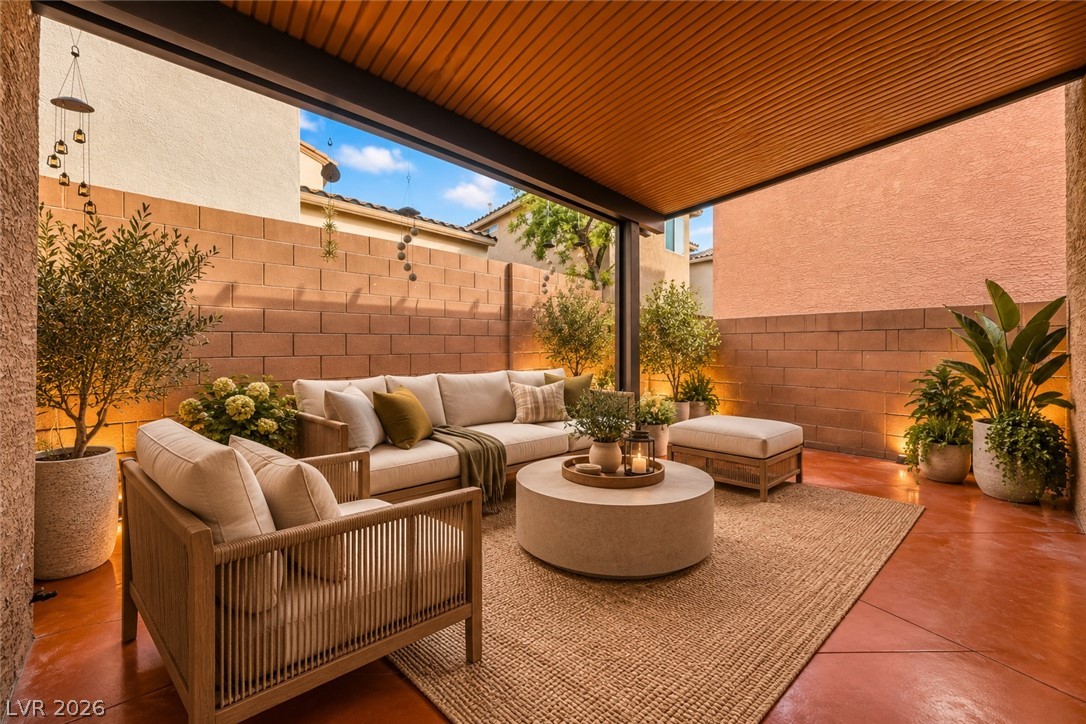 8068 Whiteriver Plateau Lane Las Vegas NV 89178