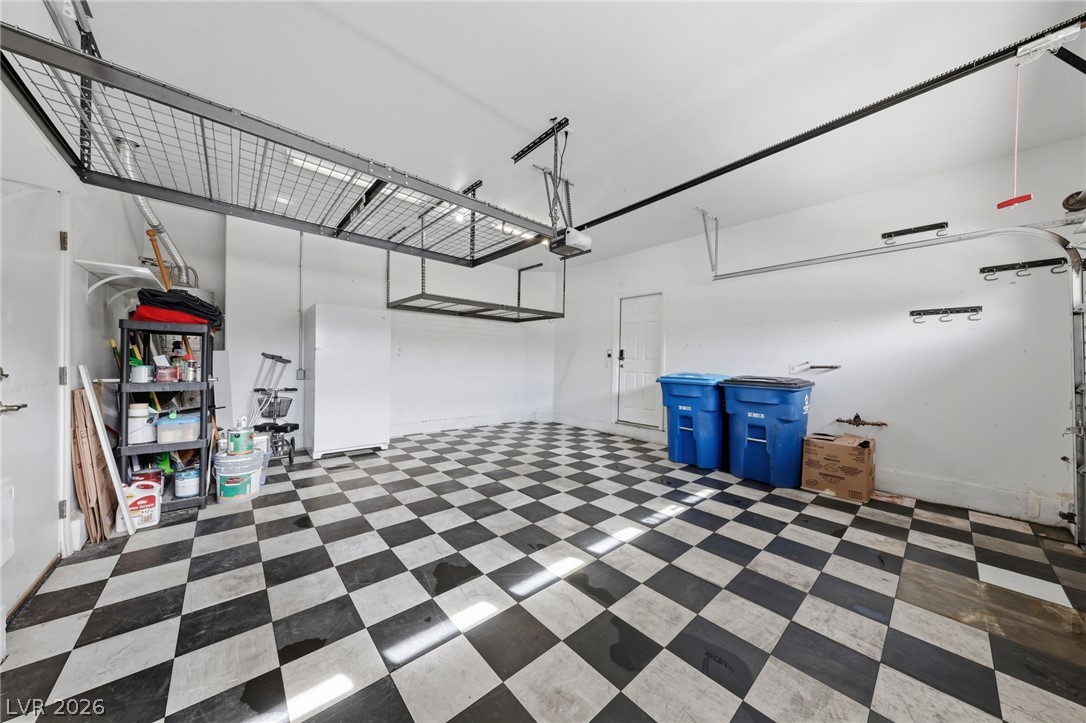 8068 Whiteriver Plateau Lane Las Vegas NV 89178