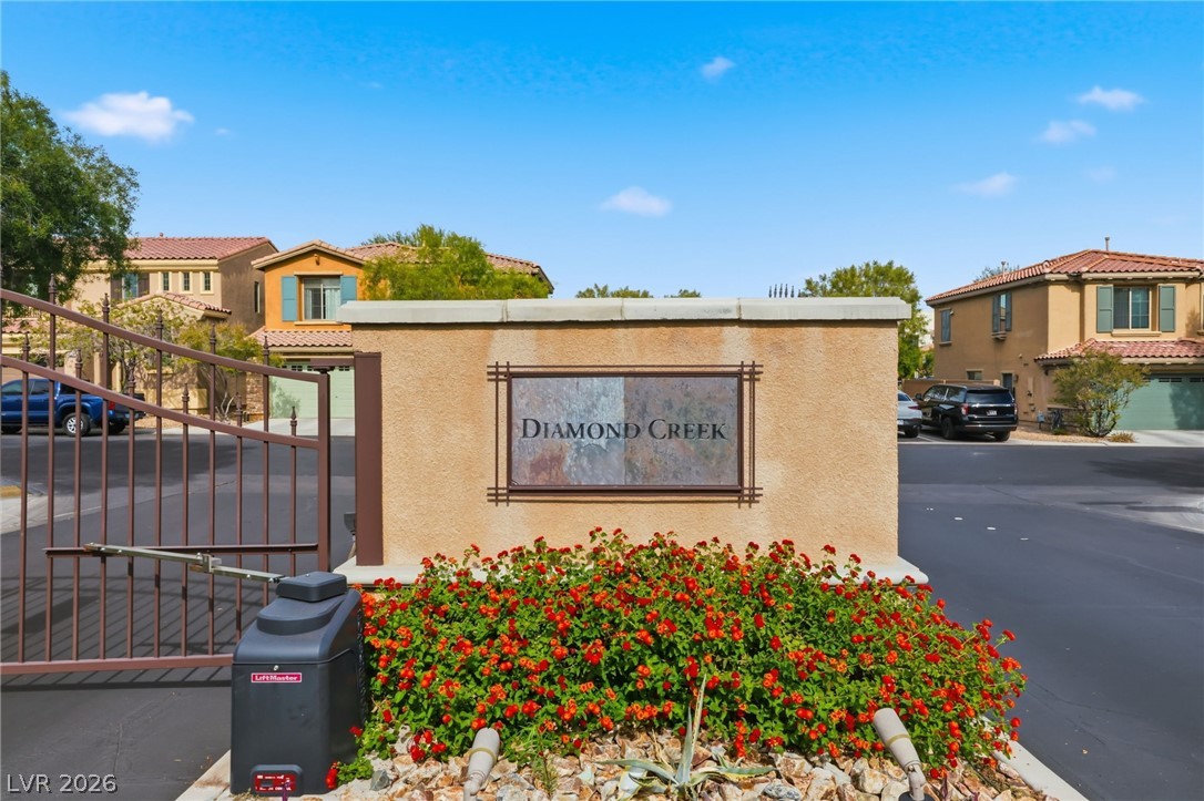 8068 Whiteriver Plateau Lane Las Vegas NV 89178