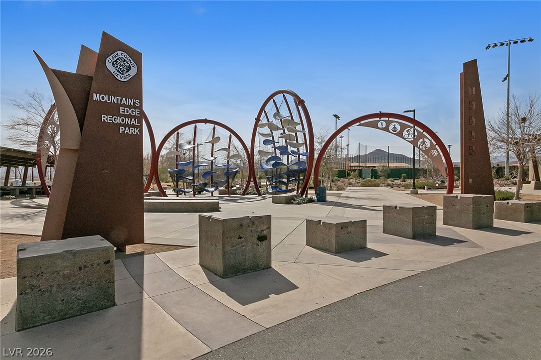 8068 Whiteriver Plateau Lane Las Vegas NV 89178