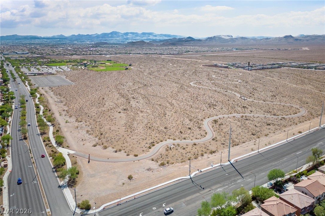 8068 Whiteriver Plateau Lane Las Vegas NV 89178