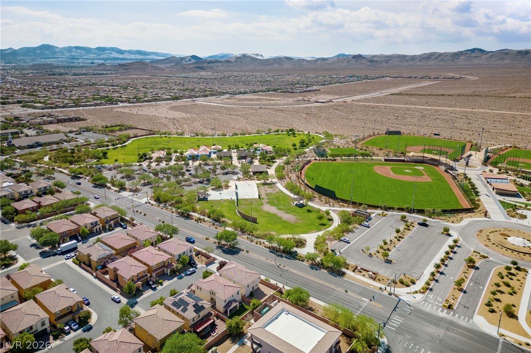8068 Whiteriver Plateau Lane Las Vegas NV 89178