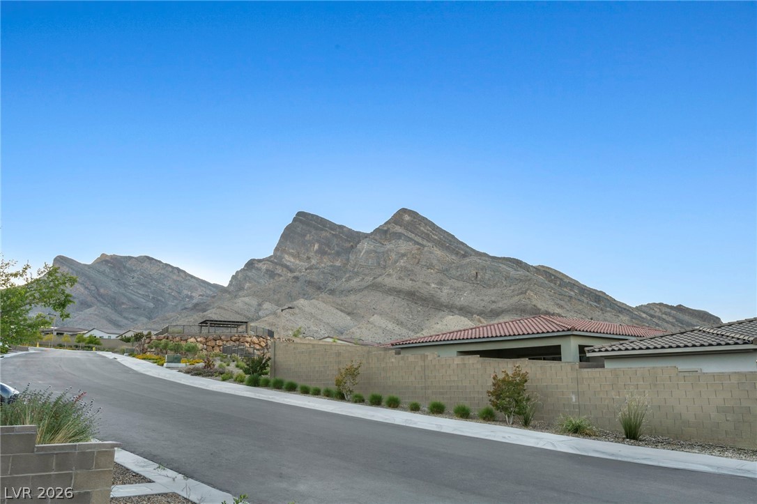 11617 Falcon Gorge Avenue Las Vegas NV 89138