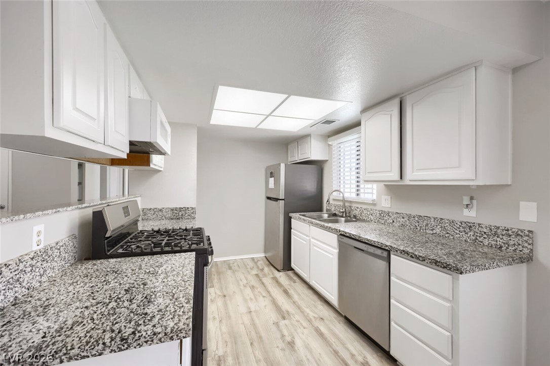 533 East Rolly Street Henderson NV 89011