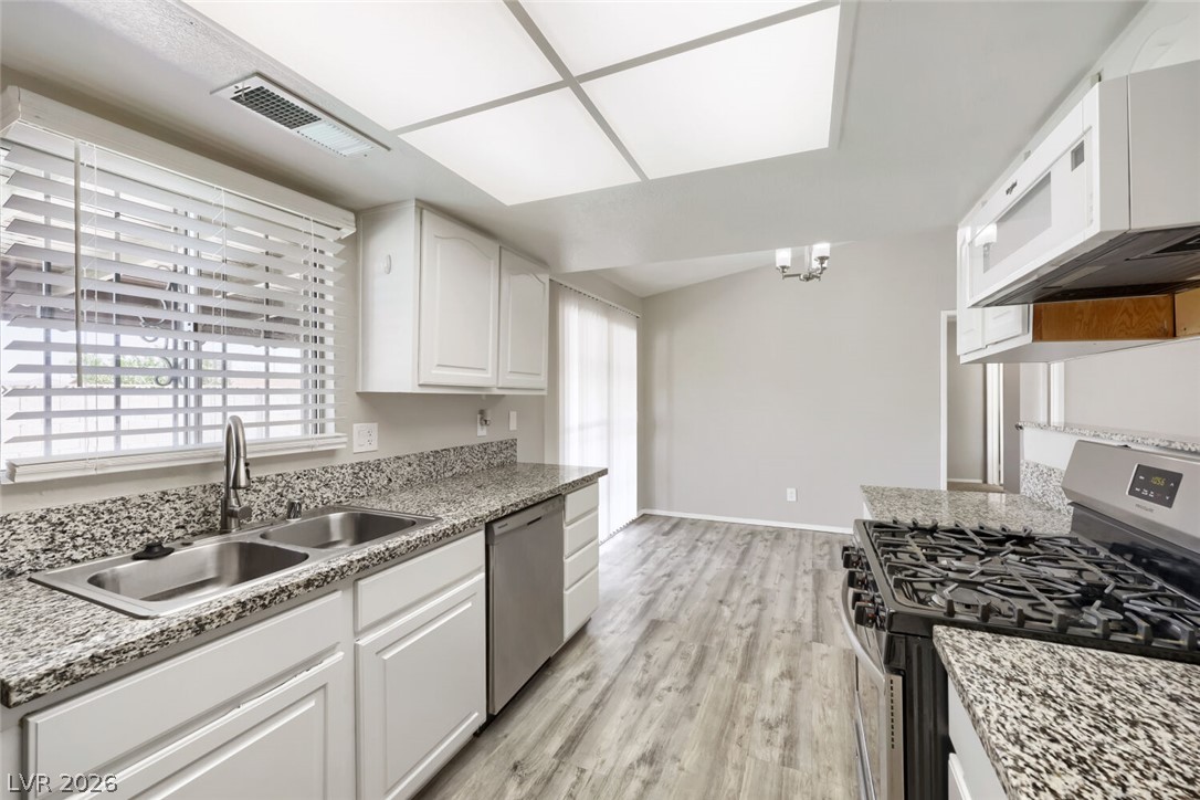 533 East Rolly Street Henderson NV 89011
