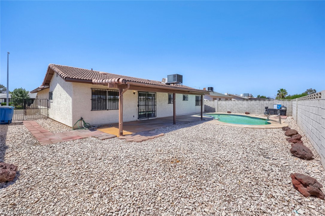 533 East Rolly Street Henderson NV 89011