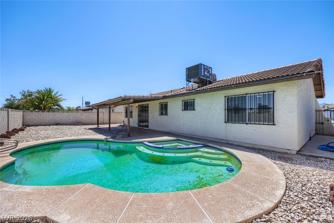 533 East Rolly Street Henderson NV 89011