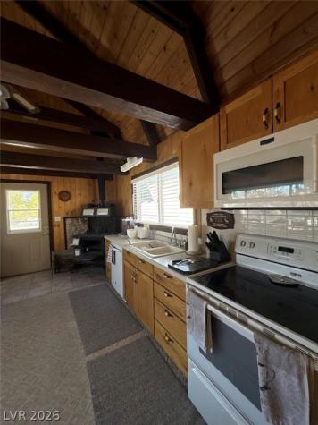 86 Coyote Trail Sunnyside NV 89317