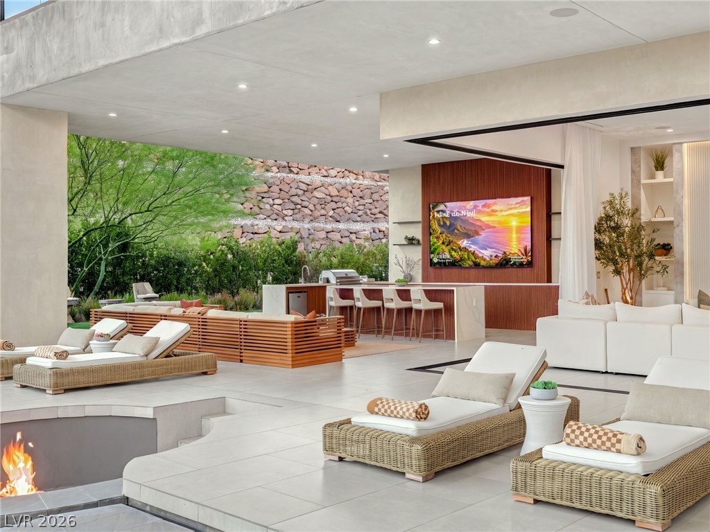 1 Sanctuary Peak Court Henderson NV 89012