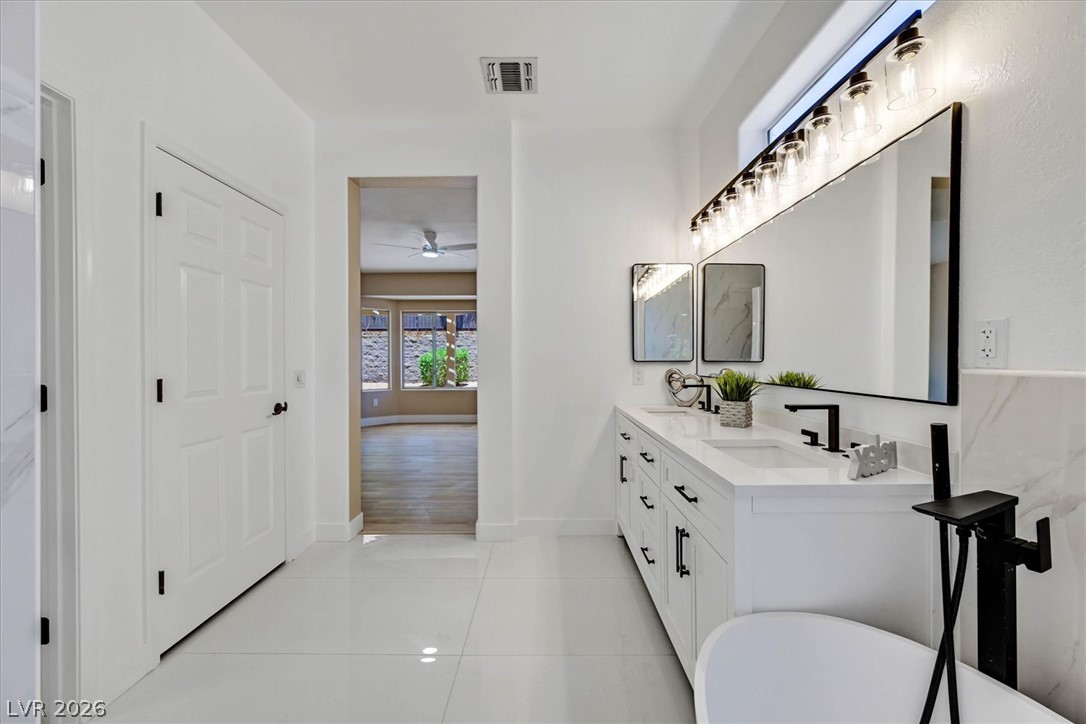 2848 Meadow Park Avenue Henderson NV 89052