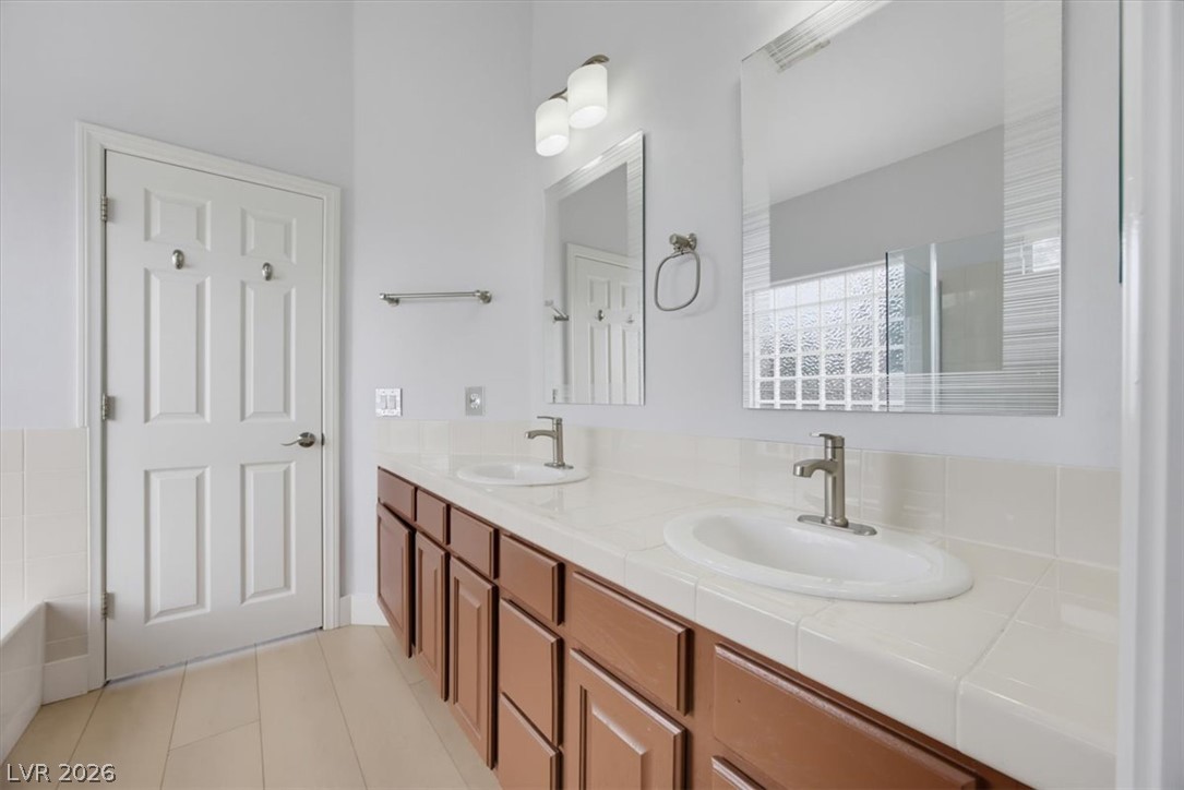 2204 Flowering Cactus Avenue Henderson NV 89052