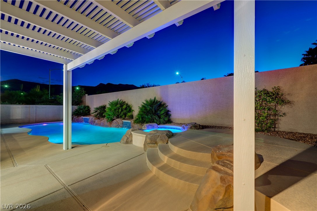 4319 Holleys Hill Street Las Vegas NV 89129