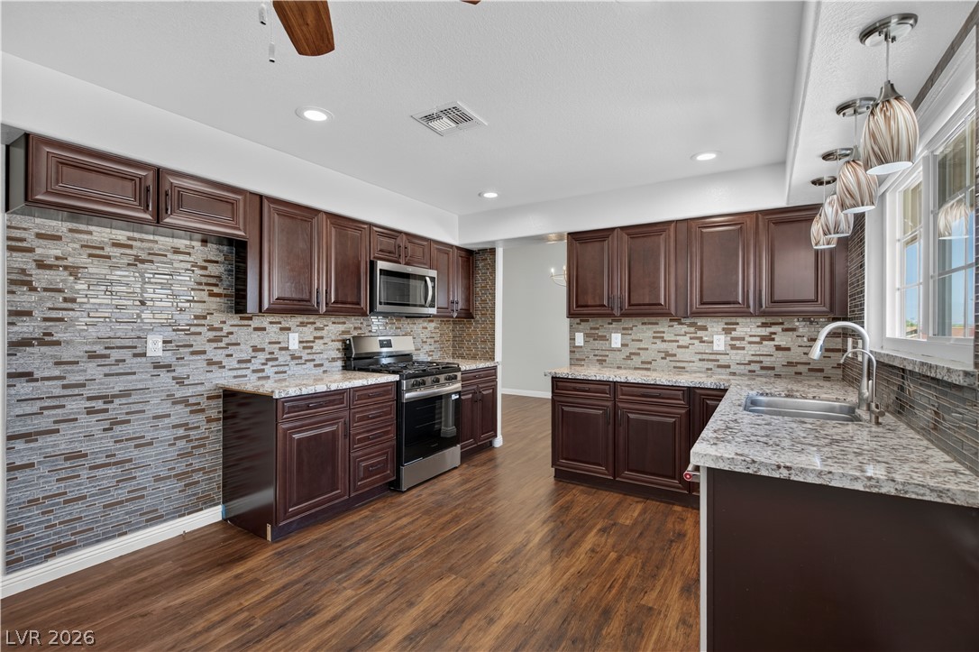 1049 Geranium Drive Henderson NV 89011