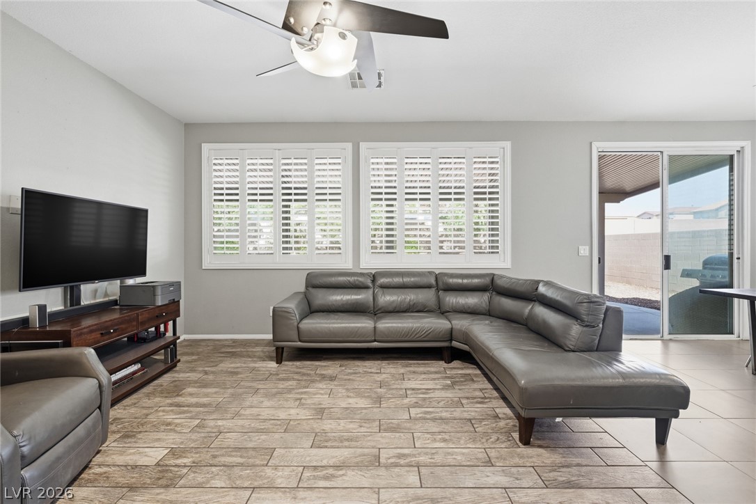 7955 Prairie River Street Las Vegas NV 89113