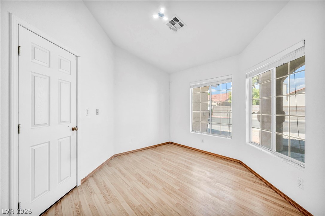 5364 Rhett Street Las Vegas NV 89130
