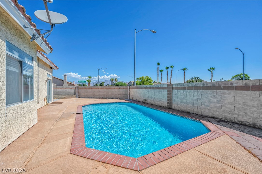 5364 Rhett Street Las Vegas NV 89130