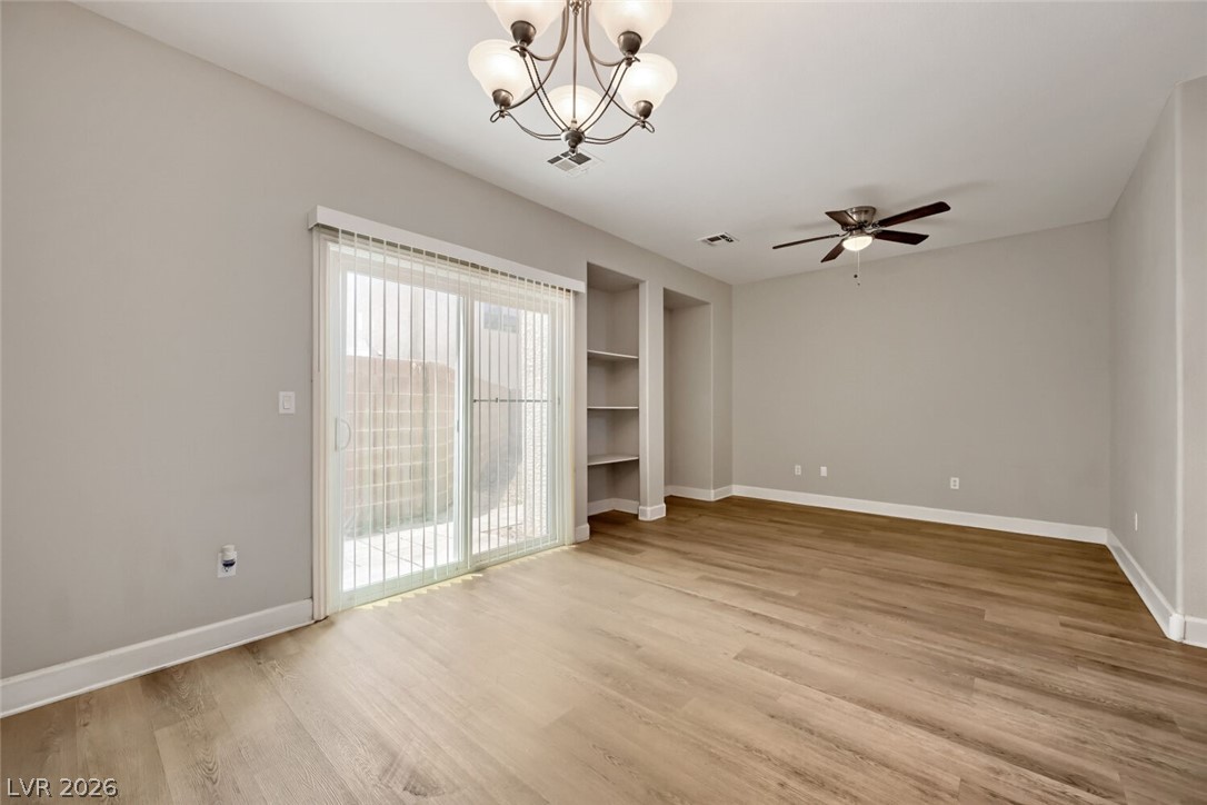135 Tilbury Avenue Las Vegas NV 89123