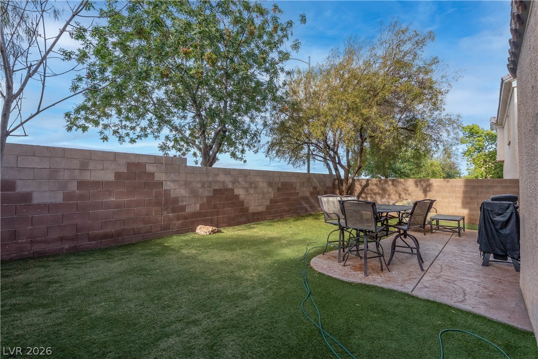 9504 Victory Garden Avenue Las Vegas NV 89149