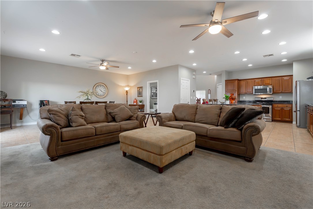 9504 Victory Garden Avenue Las Vegas NV 89149