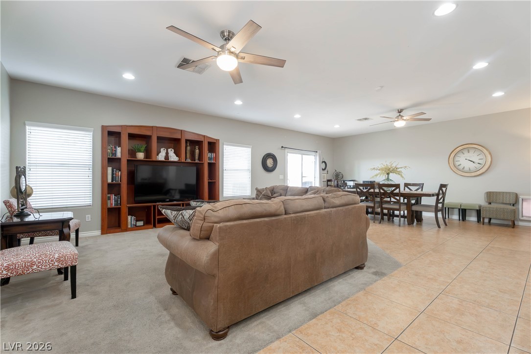 9504 Victory Garden Avenue Las Vegas NV 89149