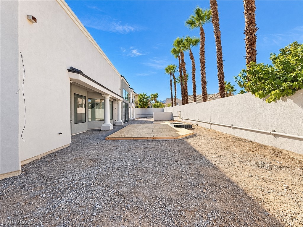 8124 Tiara Cove Circle Las Vegas NV 89128