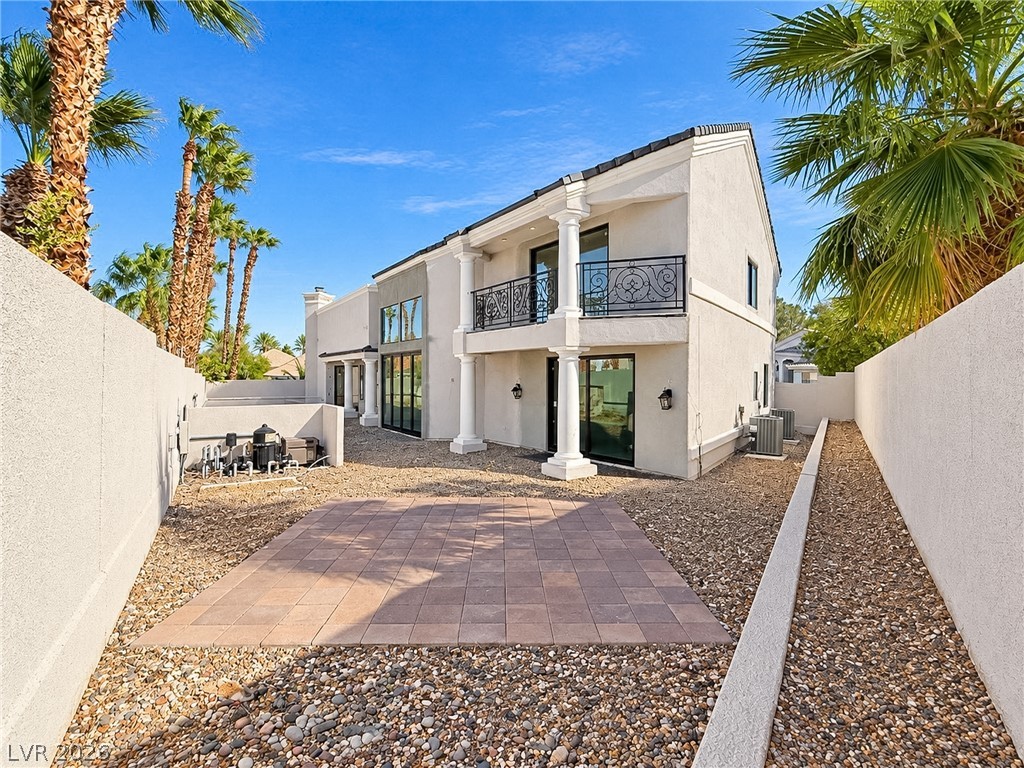 8124 Tiara Cove Circle Las Vegas NV 89128