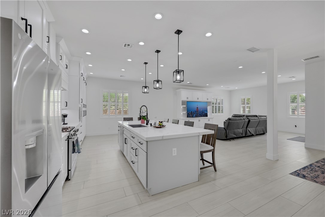 7364 Parading Pokey Street Las Vegas NV 89131