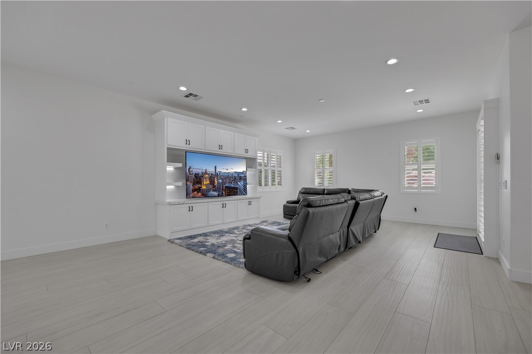 7364 Parading Pokey Street Las Vegas NV 89131