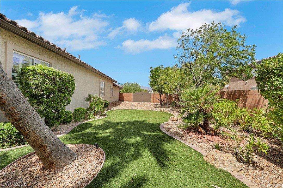 7364 Parading Pokey Street Las Vegas NV 89131